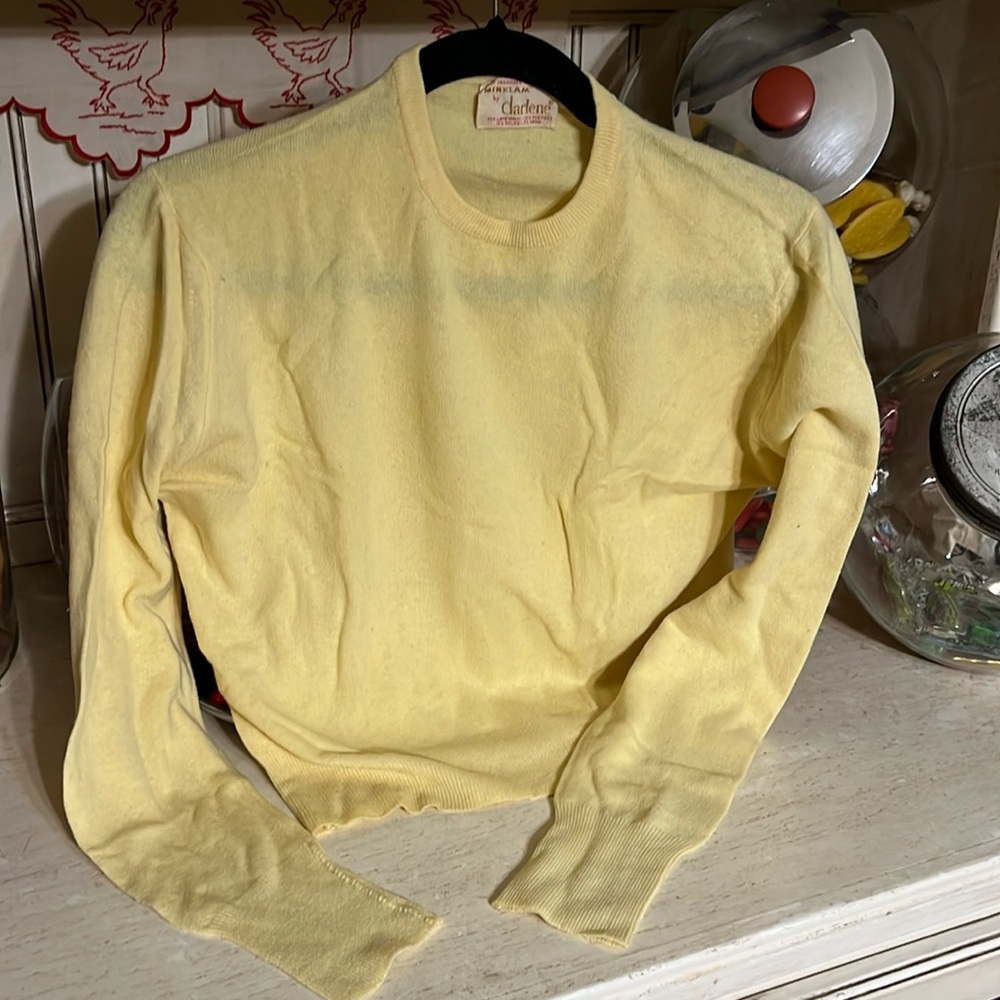 Vintage 50s lambswool sweater by Darlene butter yellow
